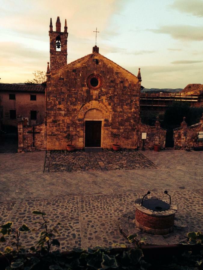 B&B In Piazza Monteriggioni Exterior photo